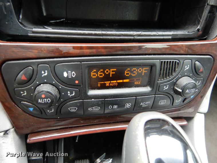 image for item DE1773 2001 Mercedes Benz C320