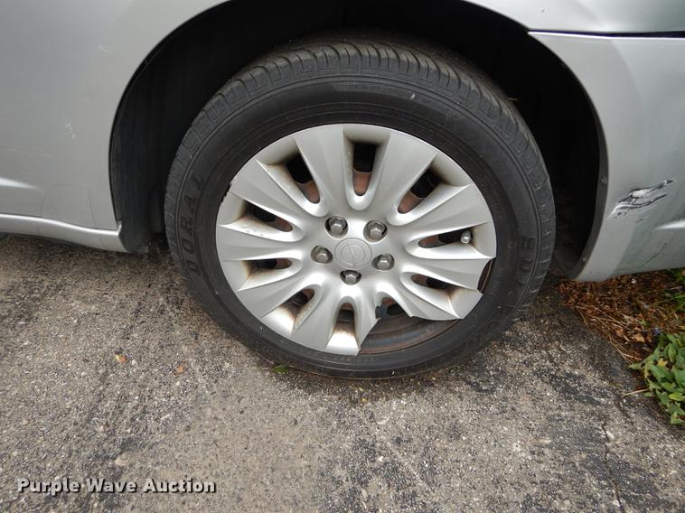 image for item DE1782 2011 Chrysler 200