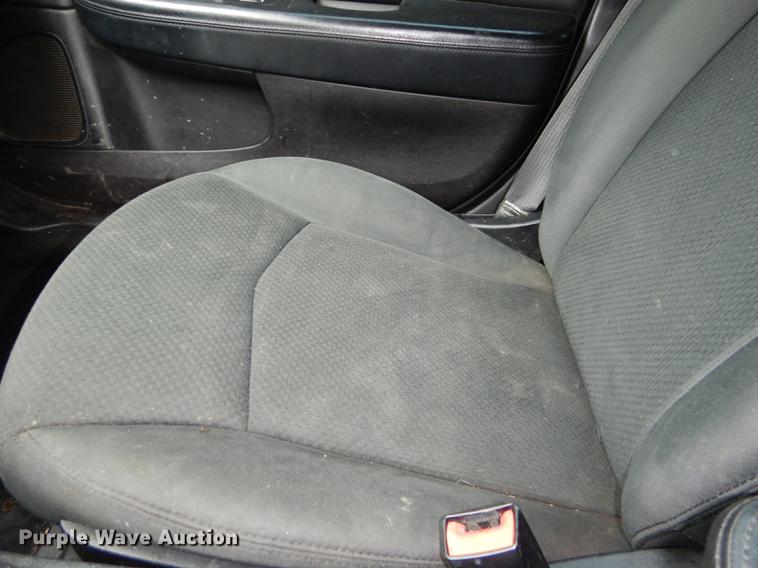 image for item DE1782 2011 Chrysler 200