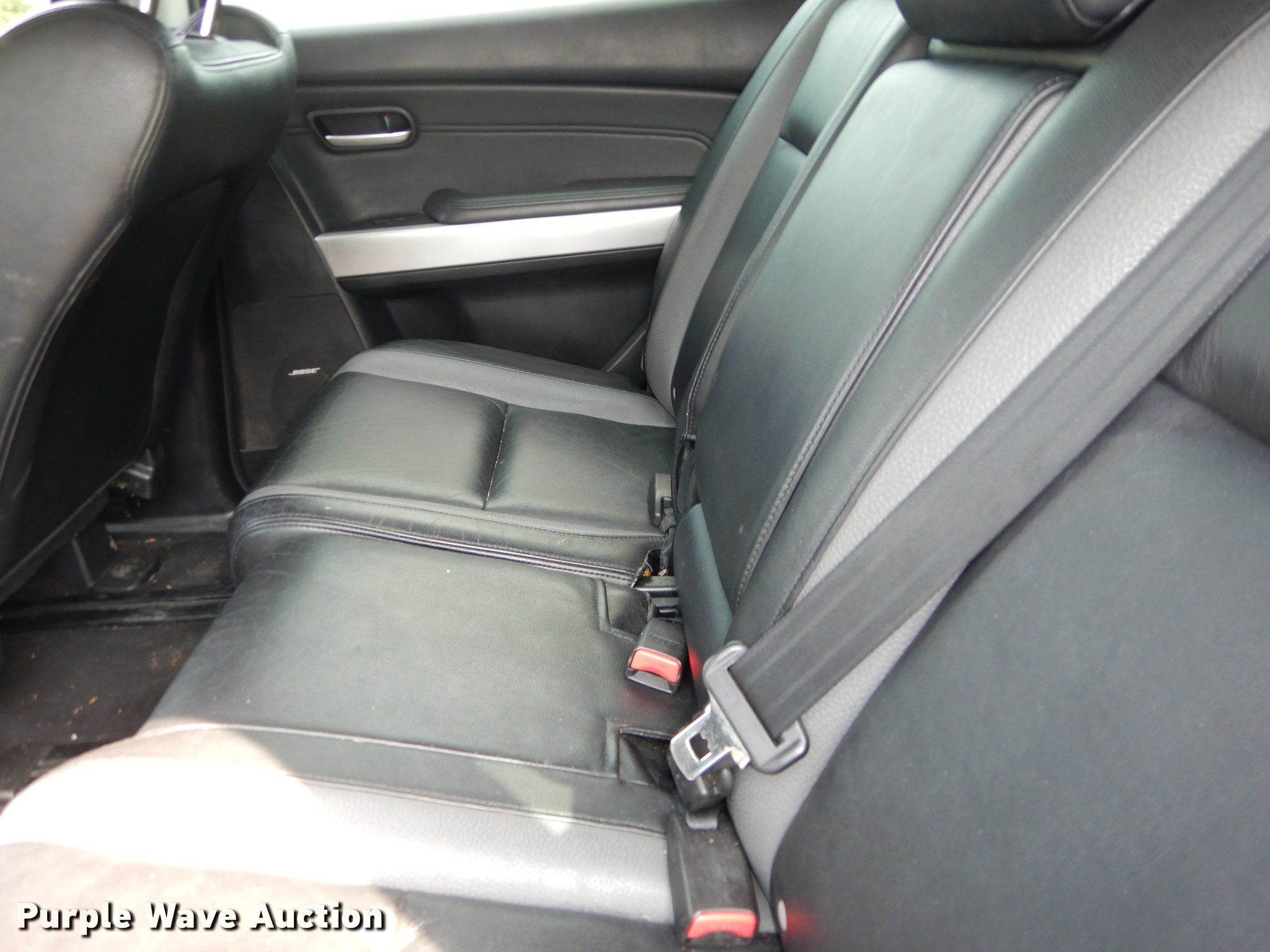 image for item DE1803 2007 Mazda CX9 SUV