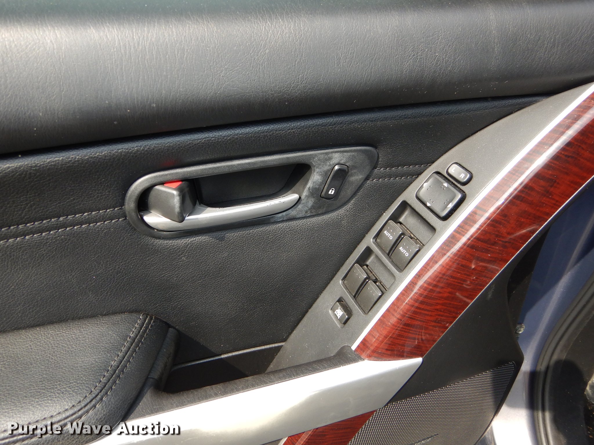 image for item DE1803 2007 Mazda CX9 SUV