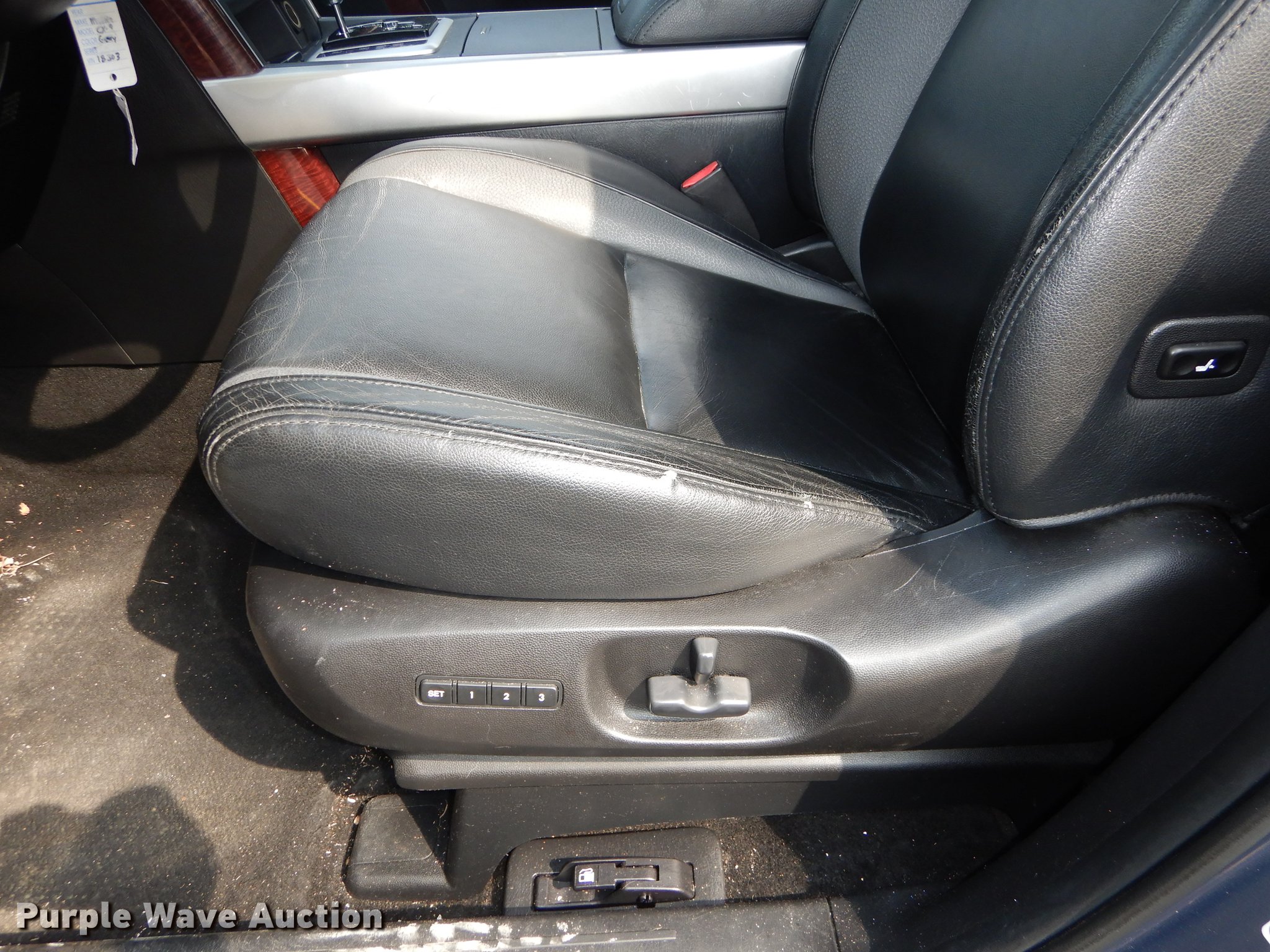 image for item DE1803 2007 Mazda CX9 SUV