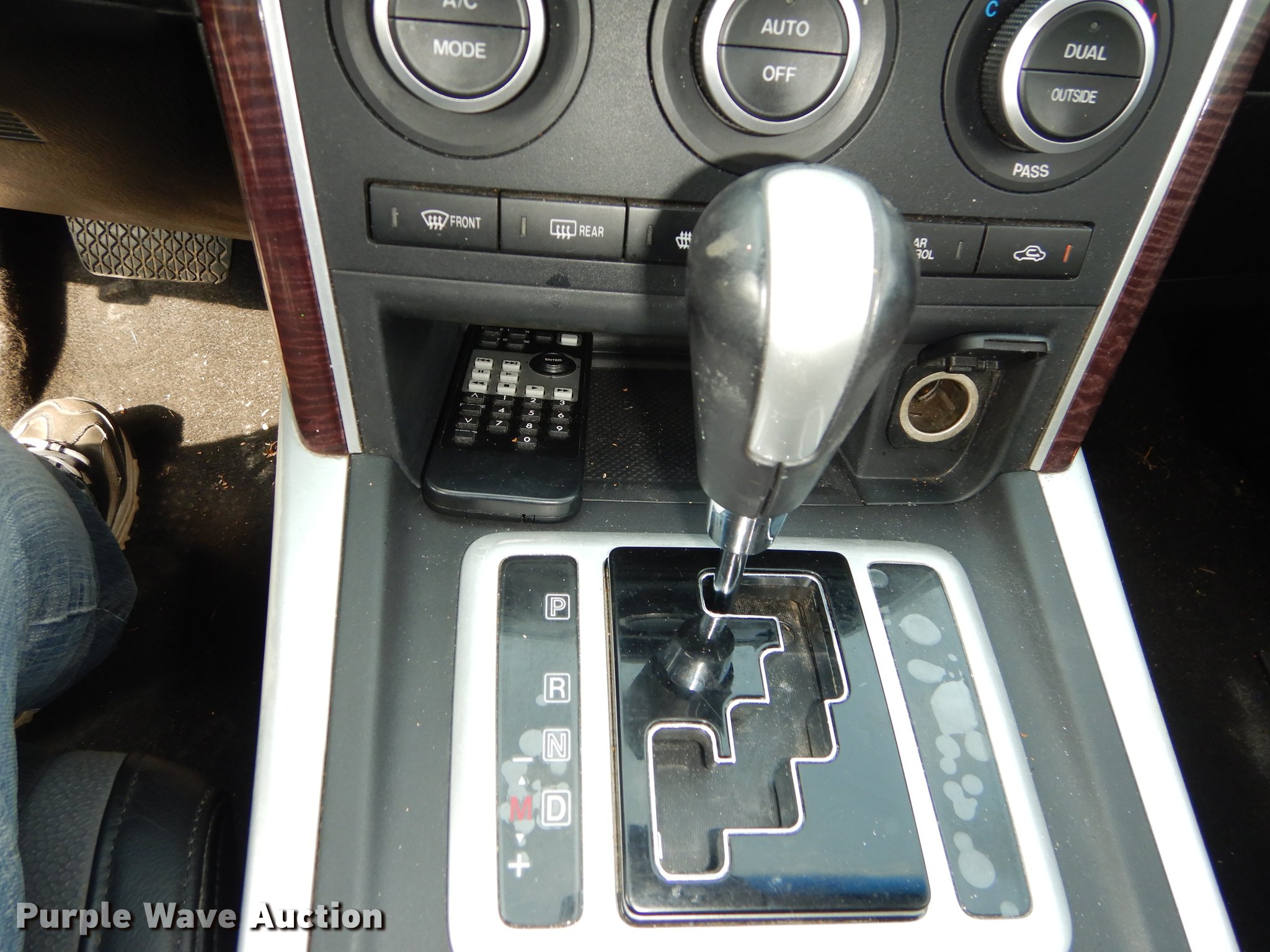 image for item DE1803 2007 Mazda CX9 SUV