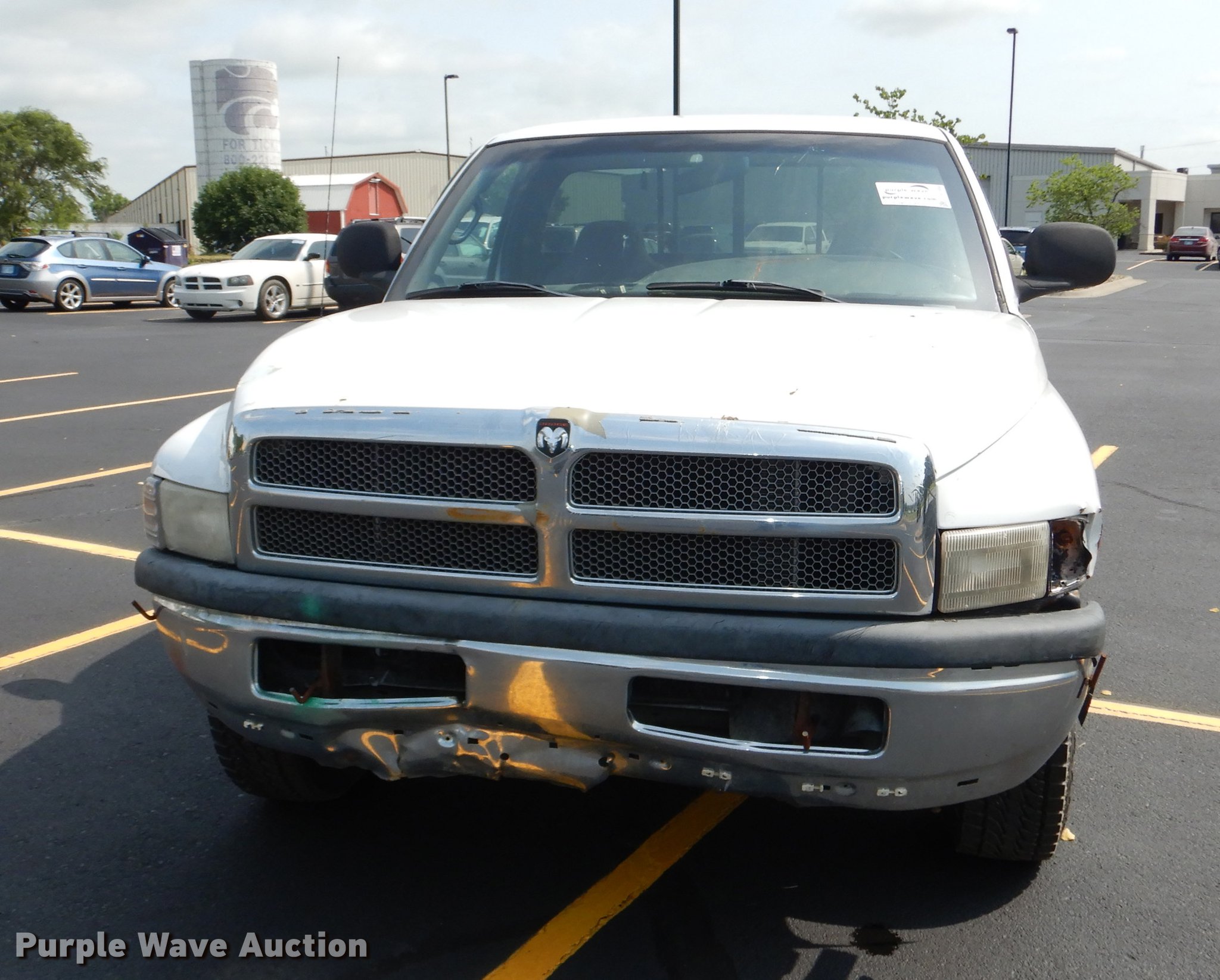 image for item DE1804 2001 Dodge Ram 1500 pickup truck