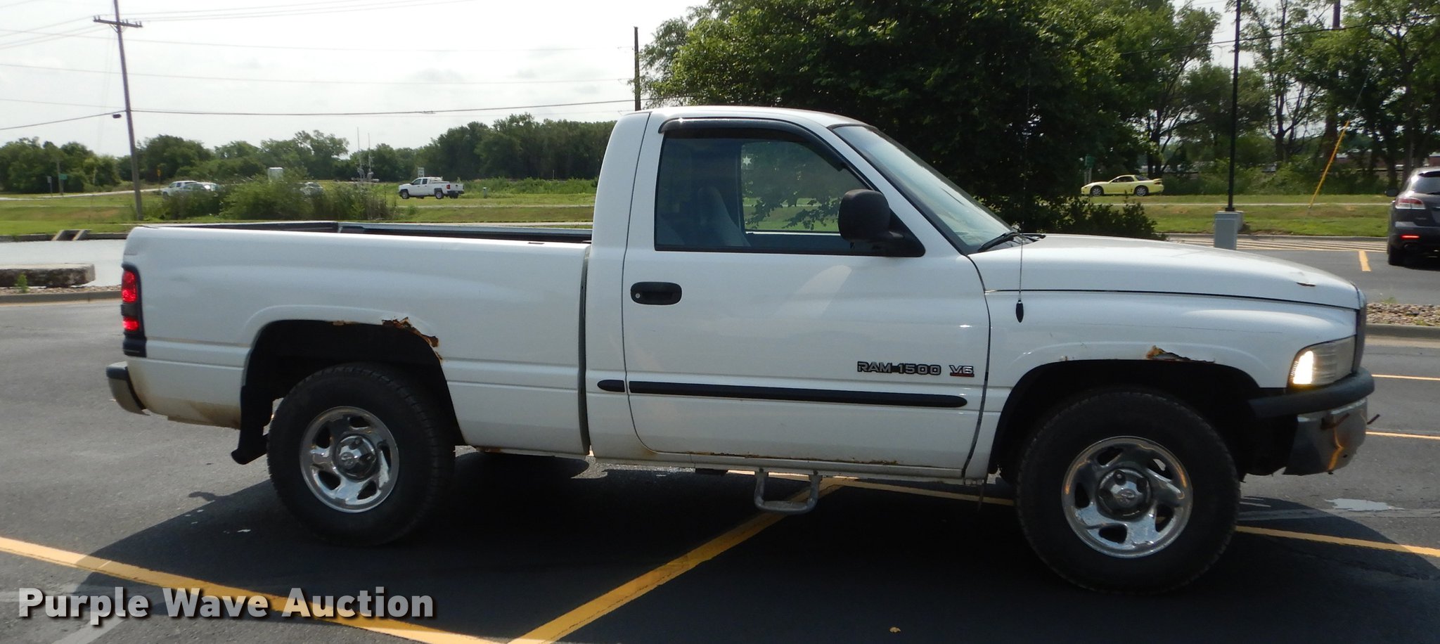 image for item DE1804 2001 Dodge Ram 1500 pickup truck