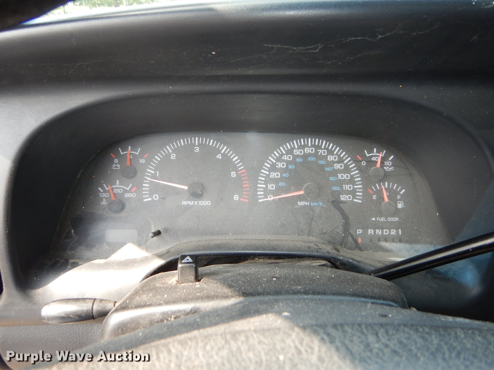 image for item DE1804 2001 Dodge Ram 1500 pickup truck