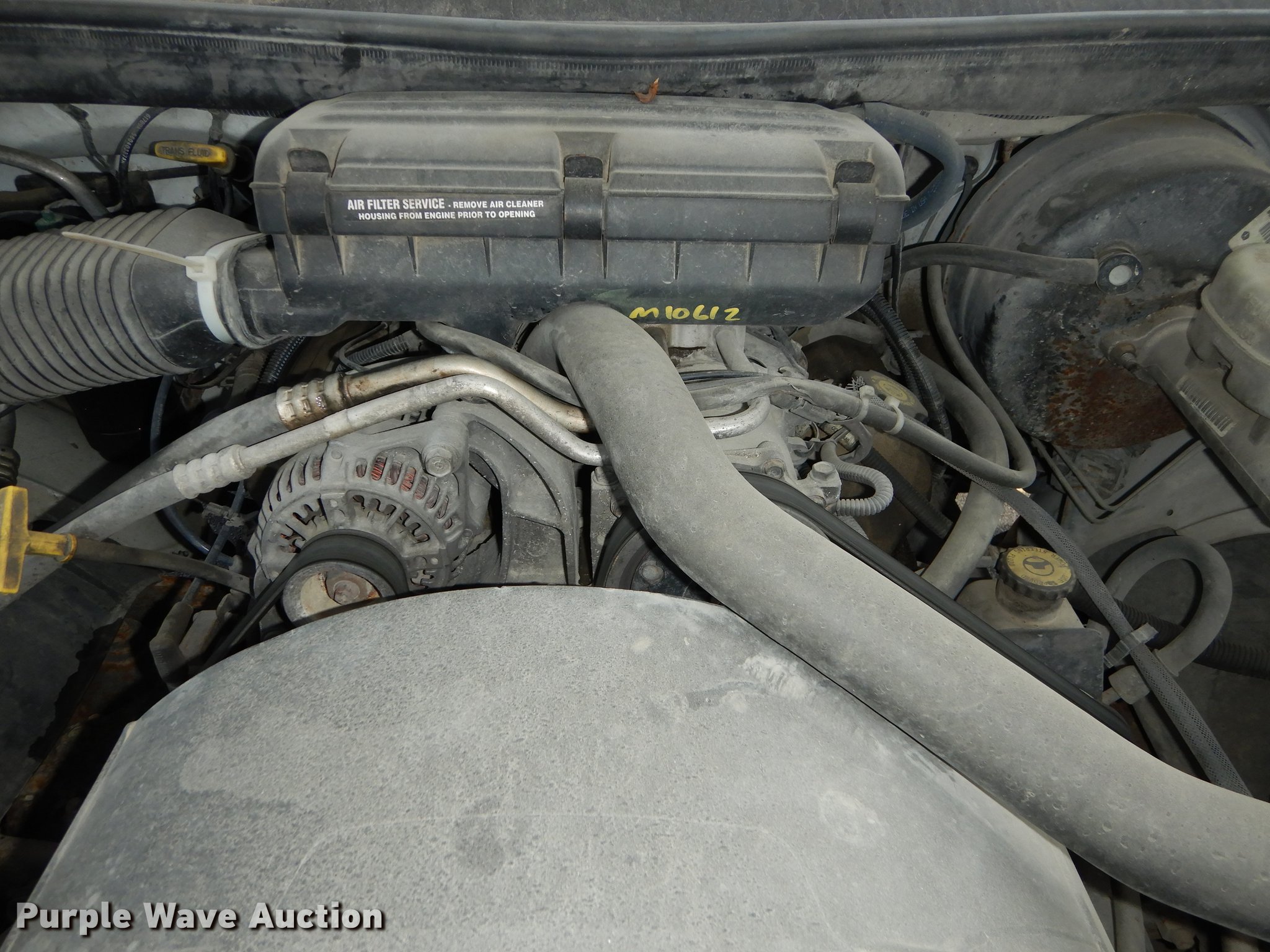 image for item DE1804 2001 Dodge Ram 1500 pickup truck