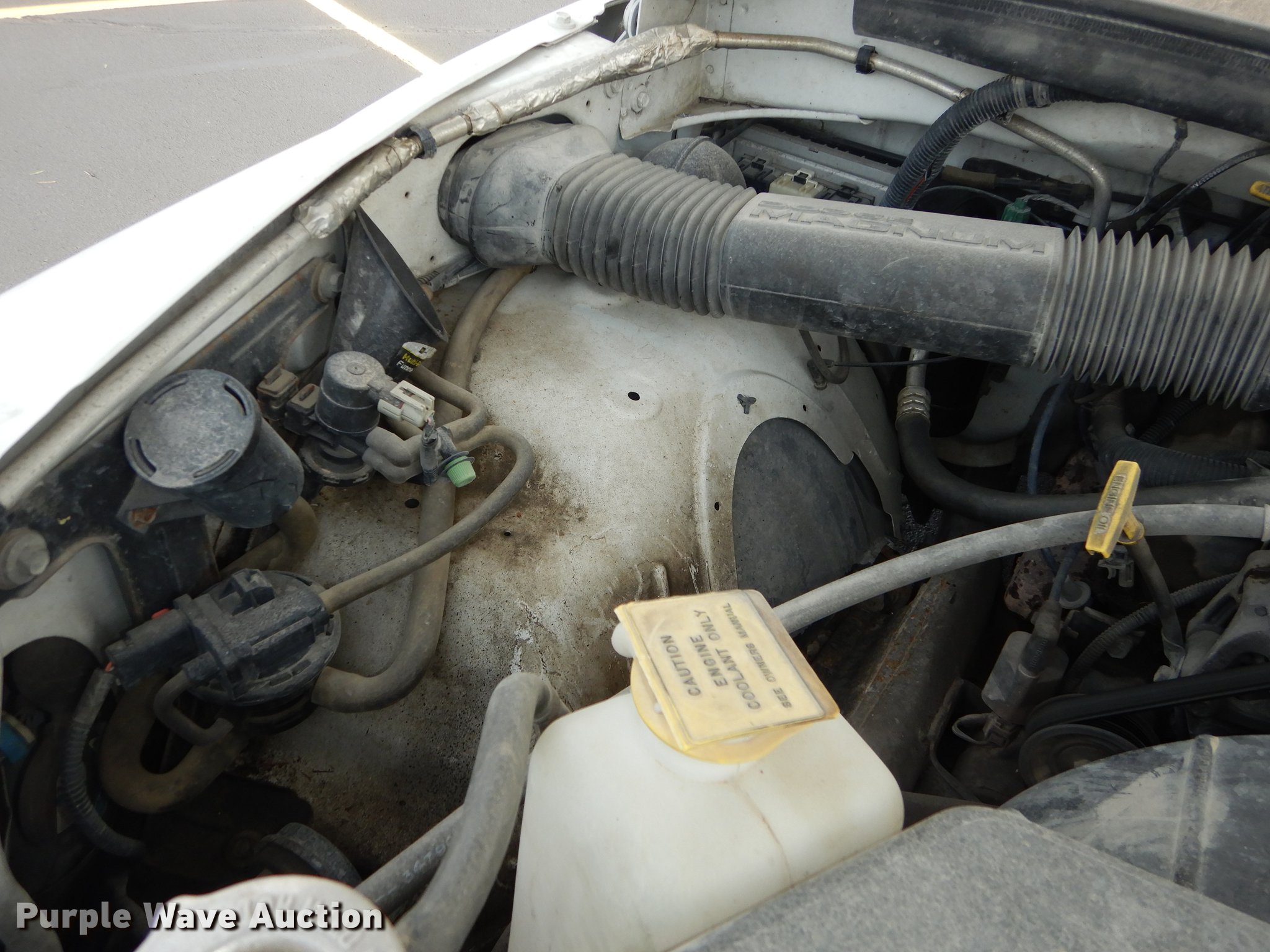 image for item DE1804 2001 Dodge Ram 1500 pickup truck