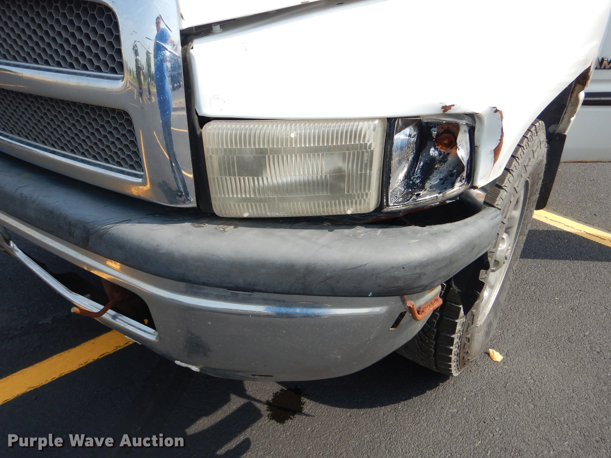 image for item DE1804 2001 Dodge Ram 1500 pickup truck