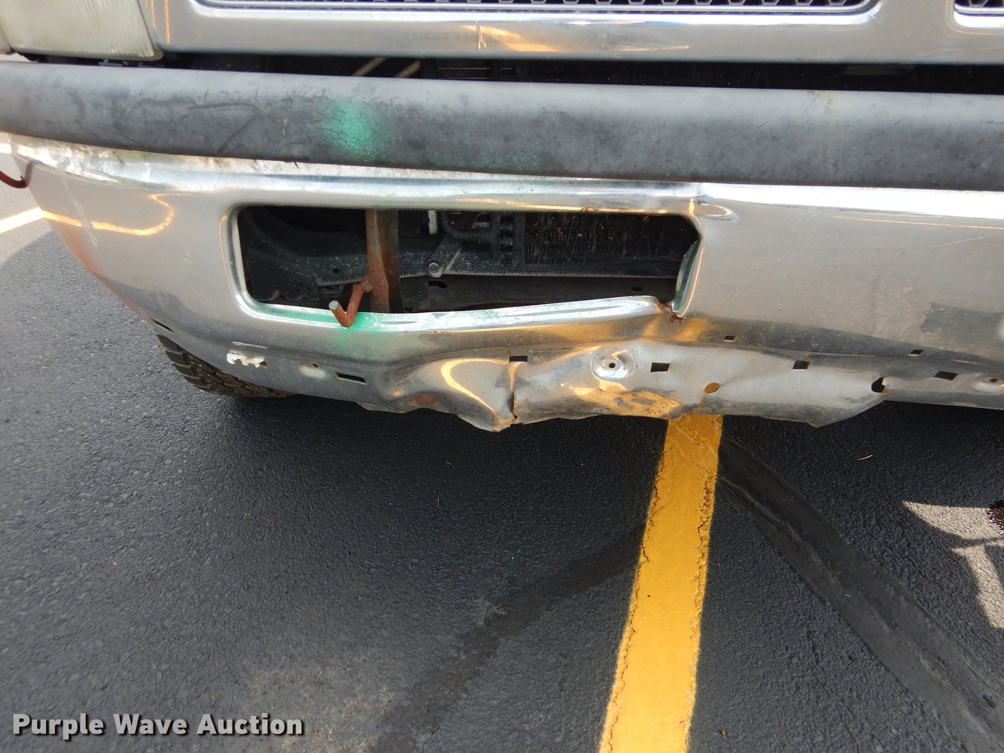 image for item DE1804 2001 Dodge Ram 1500 pickup truck