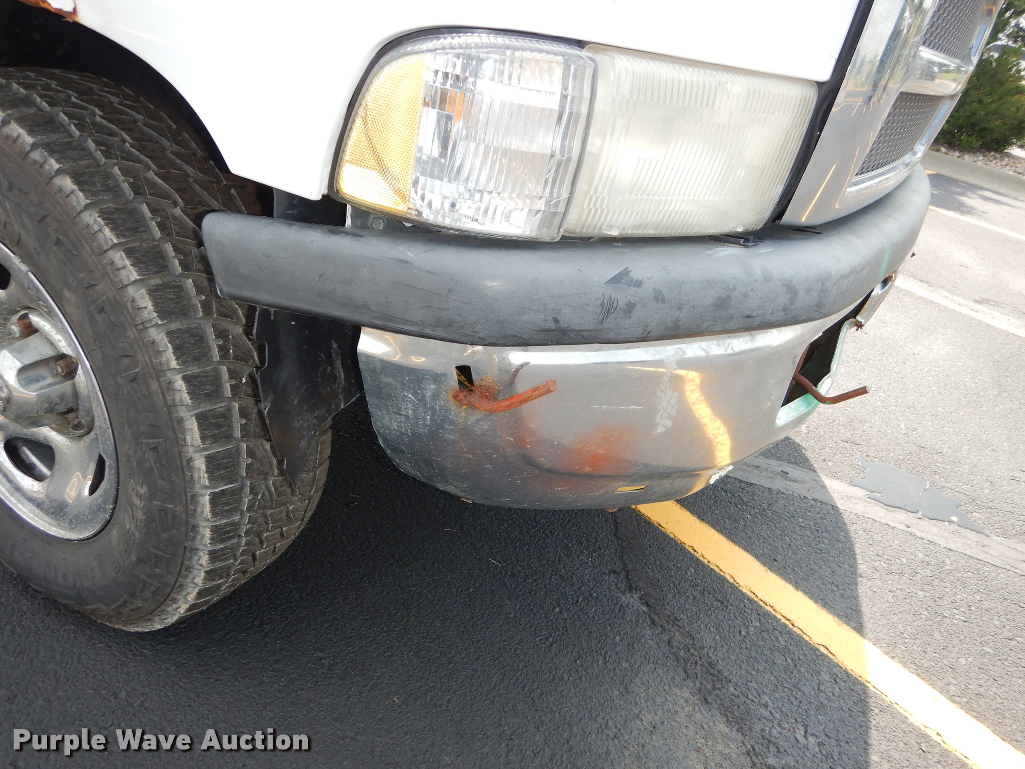 image for item DE1804 2001 Dodge Ram 1500 pickup truck