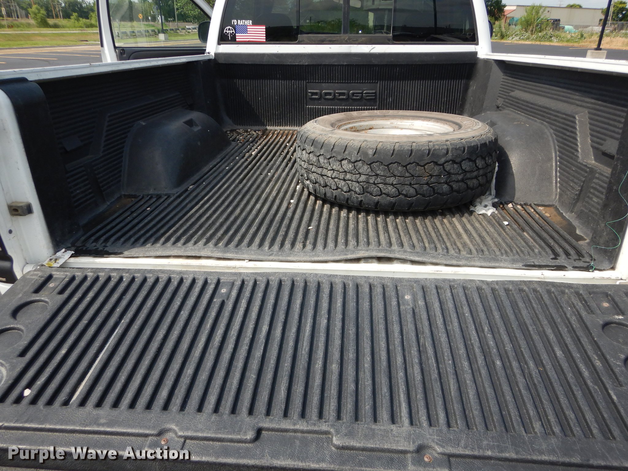 image for item DE1804 2001 Dodge Ram 1500 pickup truck