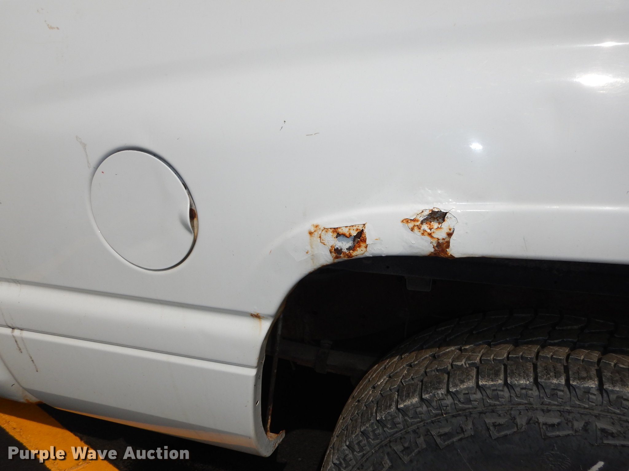 image for item DE1804 2001 Dodge Ram 1500 pickup truck