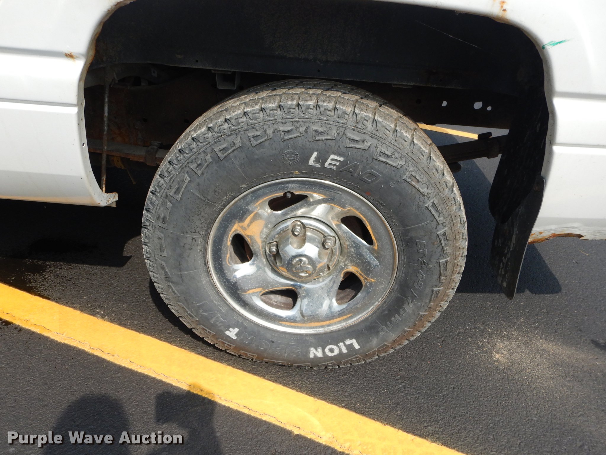 image for item DE1804 2001 Dodge Ram 1500 pickup truck