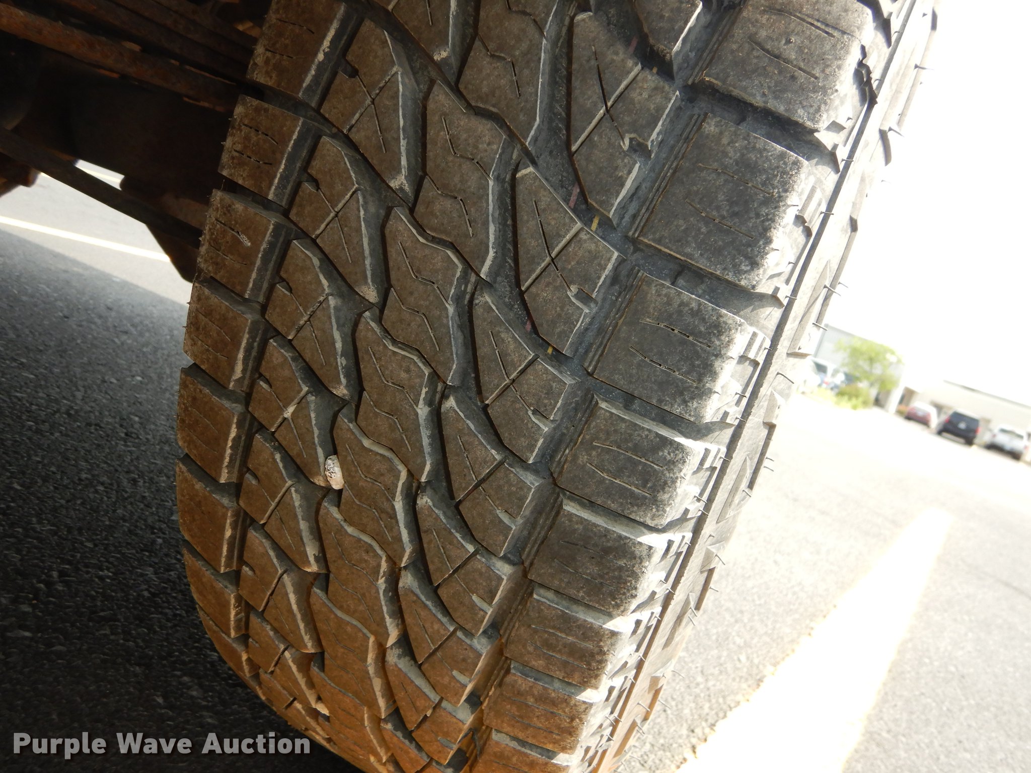 image for item DE1804 2001 Dodge Ram 1500 pickup truck