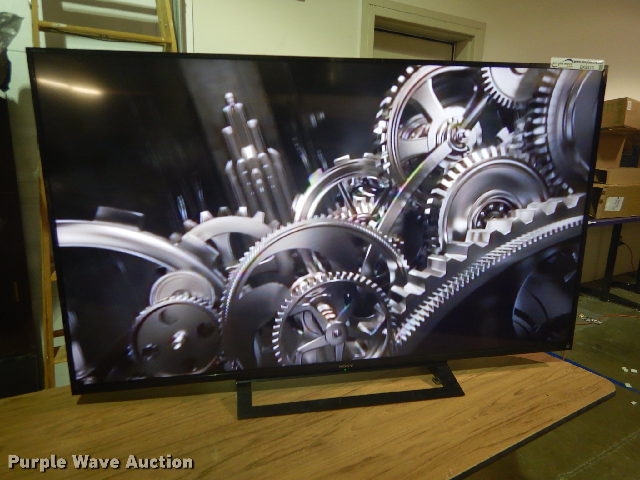 image for item EK9310 Sony KDL-60R510A television