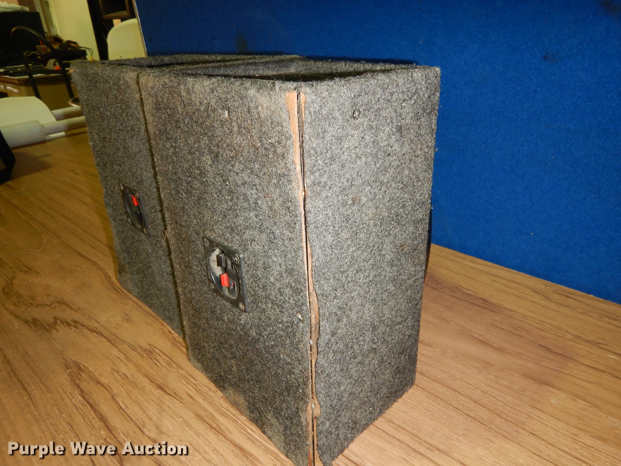 image for item EK9311 (2) Pioneer speakers