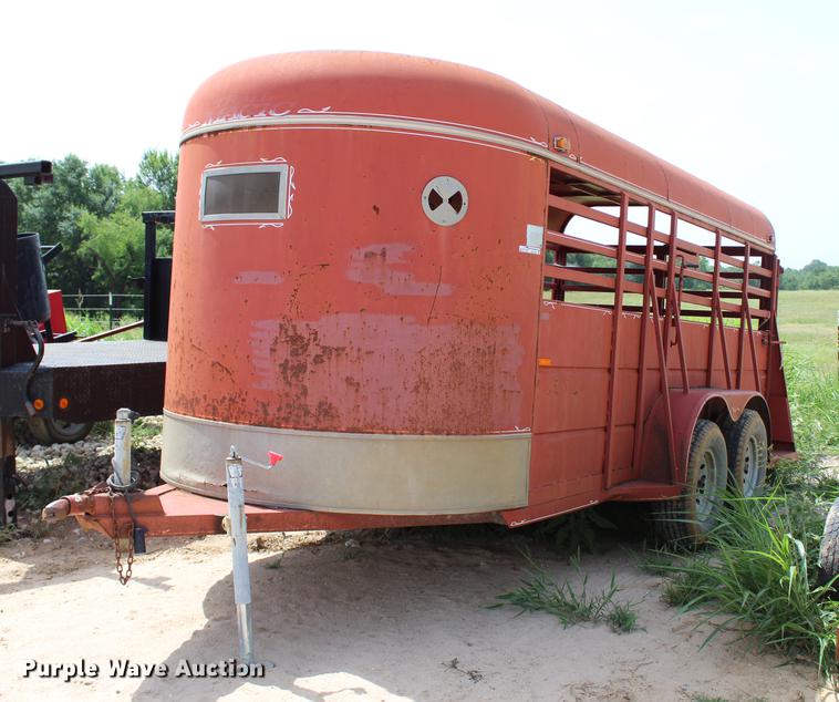 image for item BE9327 1993 Trailmaster livestock trailer