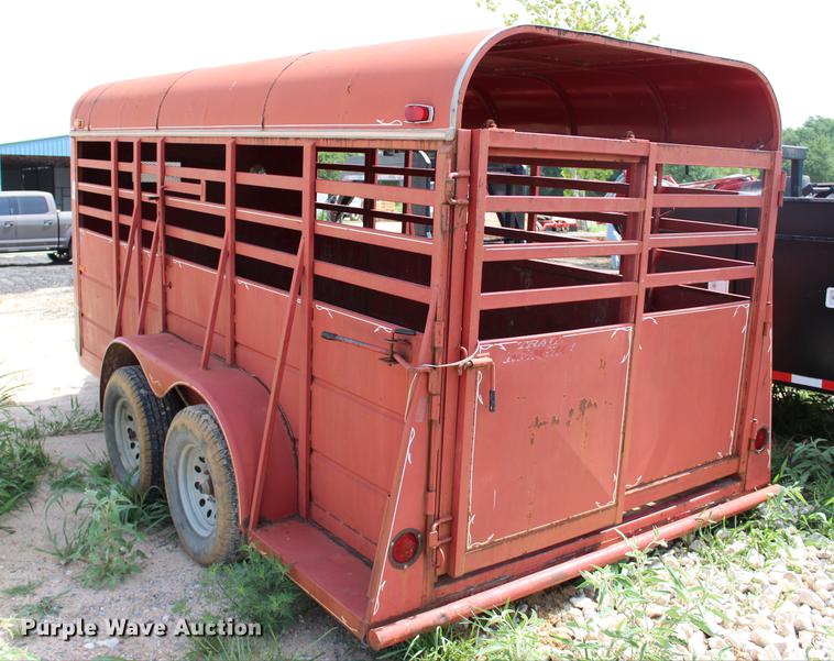 image for item BE9327 1993 Trailmaster livestock trailer