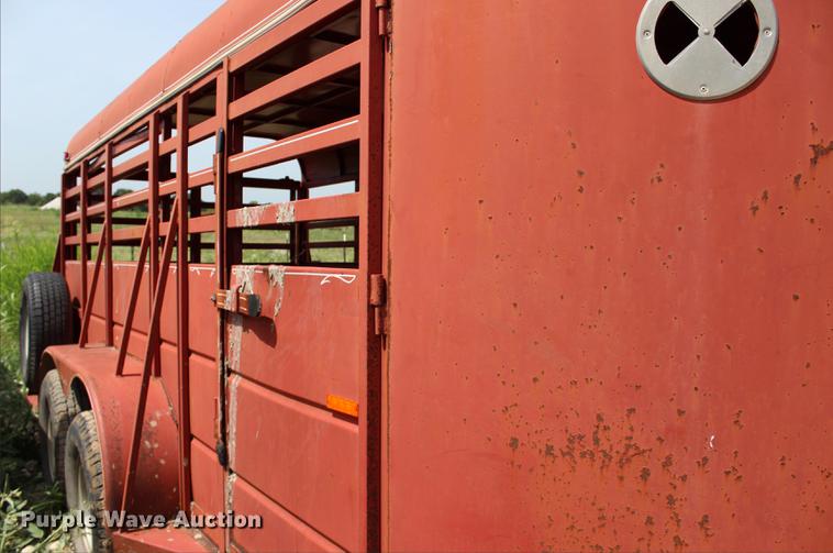 image for item BE9327 1993 Trailmaster livestock trailer