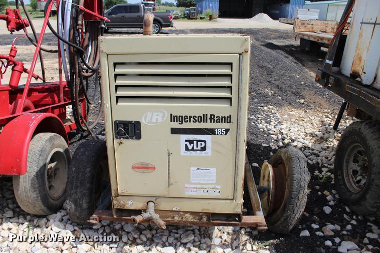 image for item BE9330 Sandblasting unit