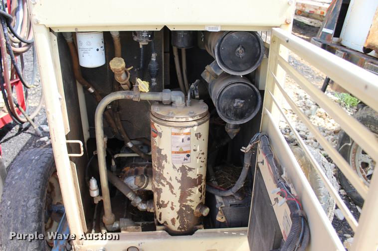 image for item BE9330 Sandblasting unit