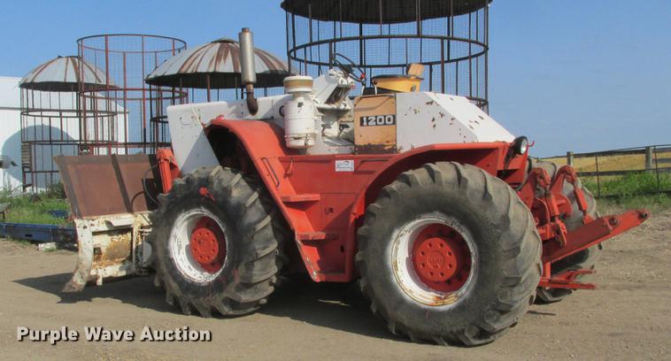 image for item DA8262 Case 1200TK tractor