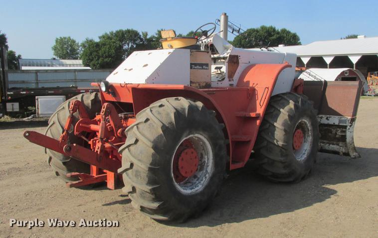 image for item DA8262 Case 1200TK tractor