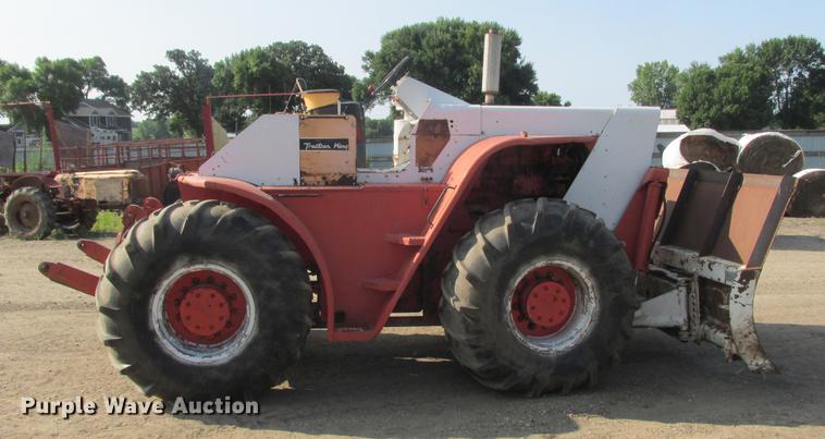 image for item DA8262 Case 1200TK tractor