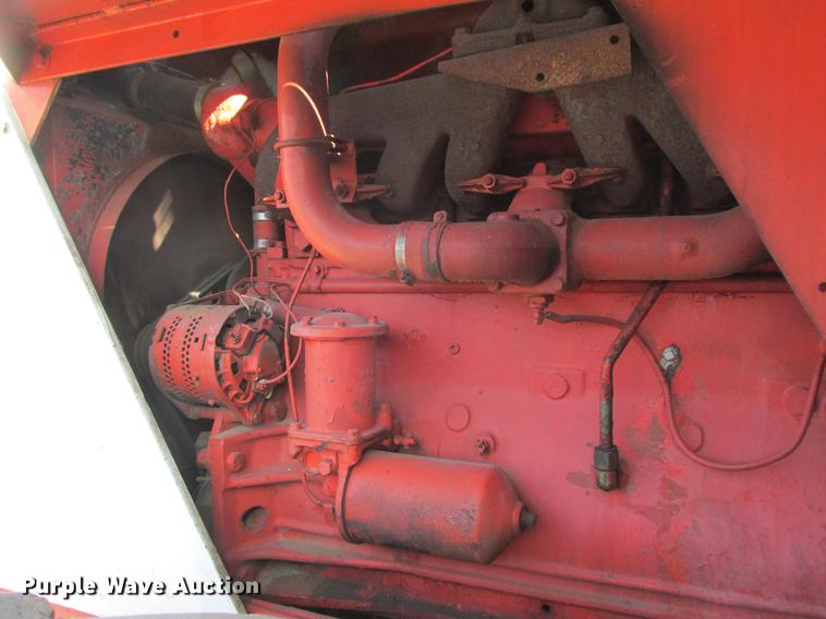 image for item DA8262 Case 1200TK tractor