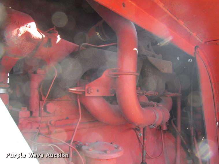 image for item DA8262 Case 1200TK tractor