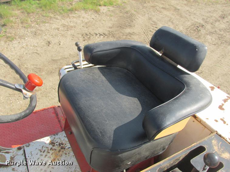 image for item DA8262 Case 1200TK tractor