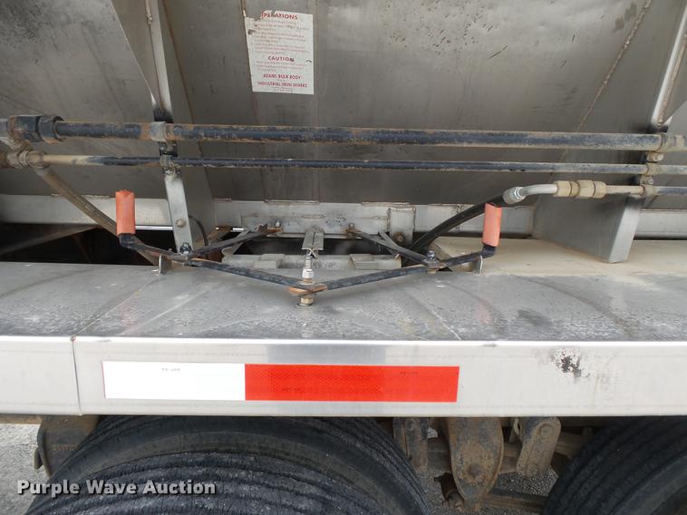 image for item DB7086 1995 Ford L9000 fertilizer truck