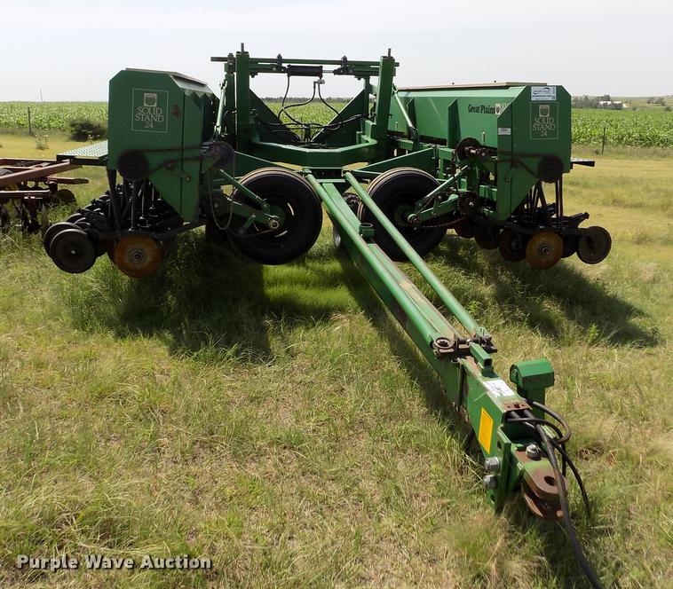 image for item DB9226 Great Plains Solid Stand 24 split row grain drill