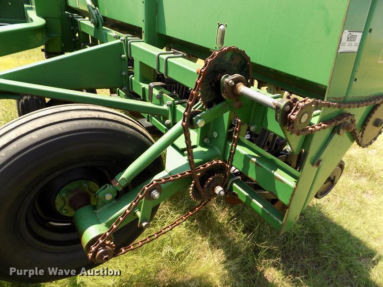 image for item DB9226 Great Plains Solid Stand 24 split row grain drill