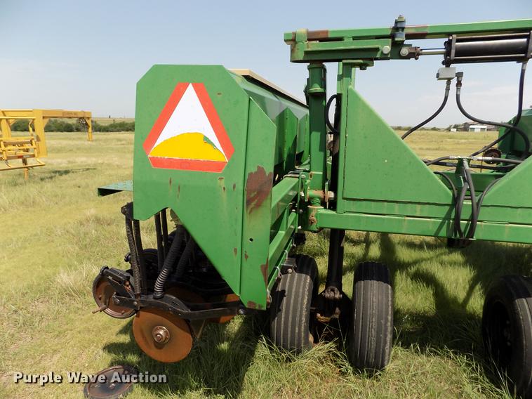 image for item DB9226 Great Plains Solid Stand 24 split row grain drill