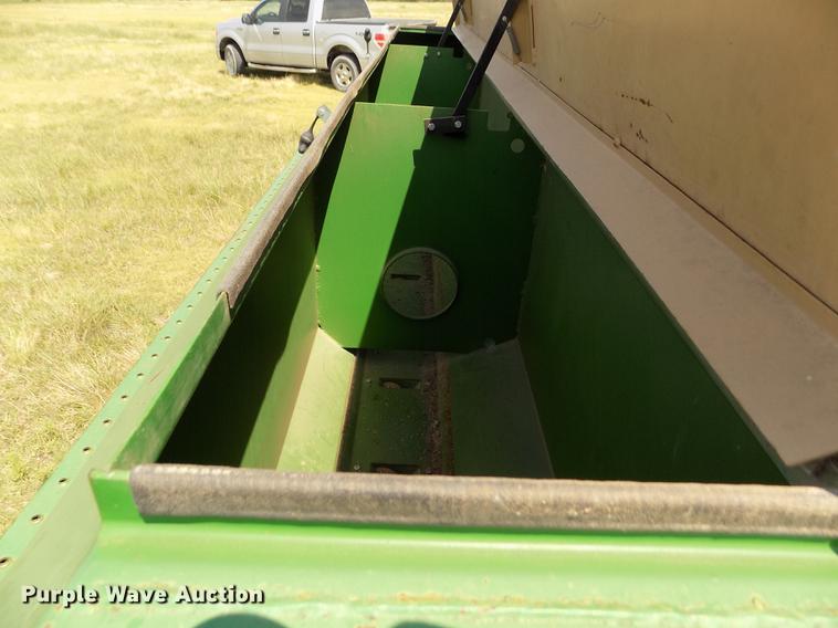 image for item DB9226 Great Plains Solid Stand 24 split row grain drill