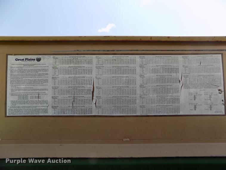 image for item DB9226 Great Plains Solid Stand 24 split row grain drill