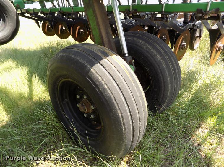image for item DB9226 Great Plains Solid Stand 24 split row grain drill