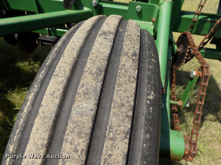 image for item DB9226 Great Plains Solid Stand 24 split row grain drill