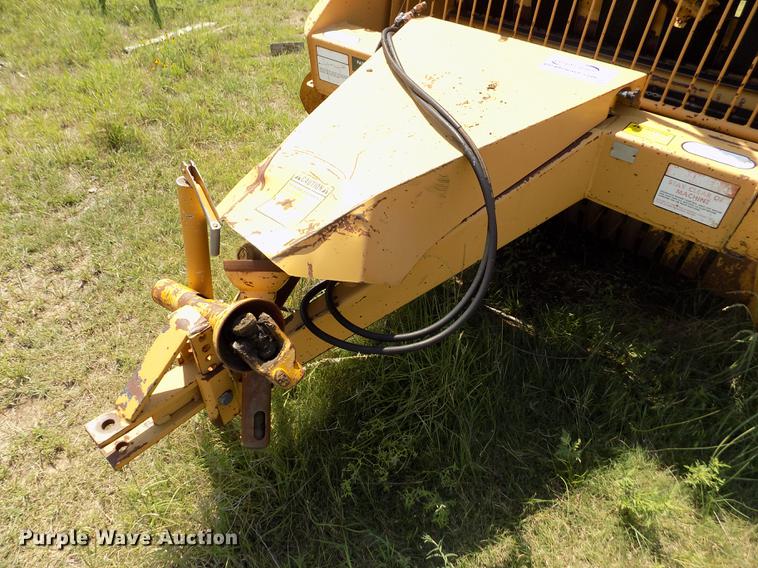 image for item DB9227 Vermeer 605G round baler