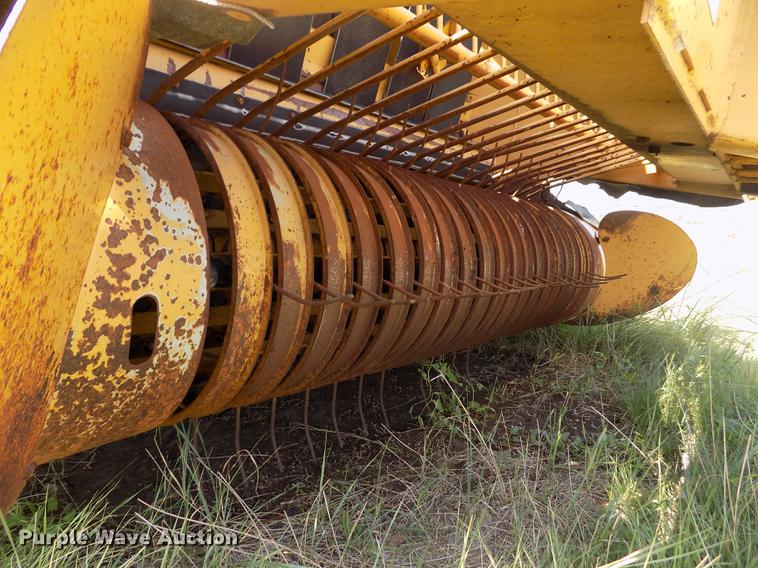 image for item DB9227 Vermeer 605G round baler