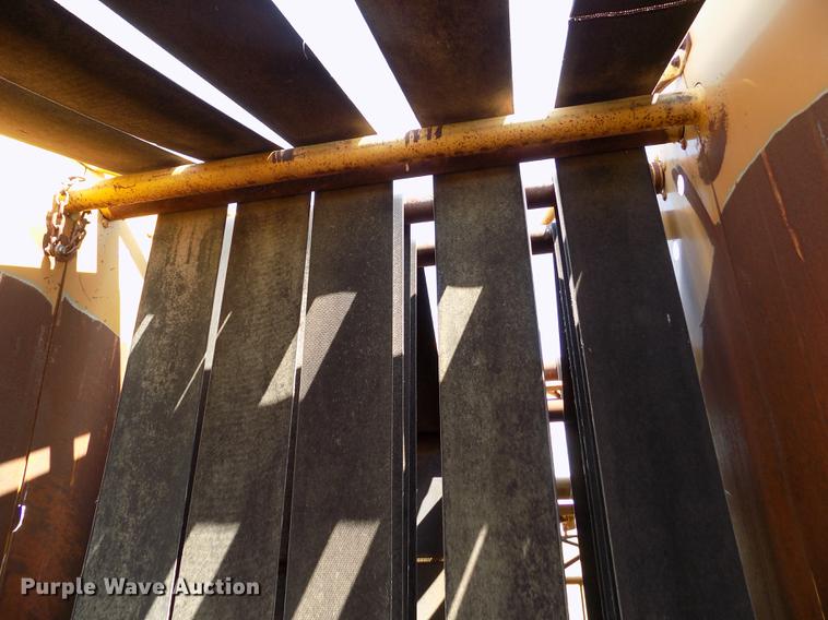 image for item DB9227 Vermeer 605G round baler