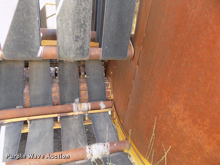 image for item DB9227 Vermeer 605G round baler