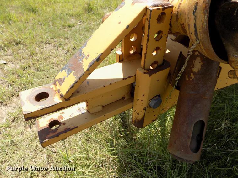 image for item DB9227 Vermeer 605G round baler