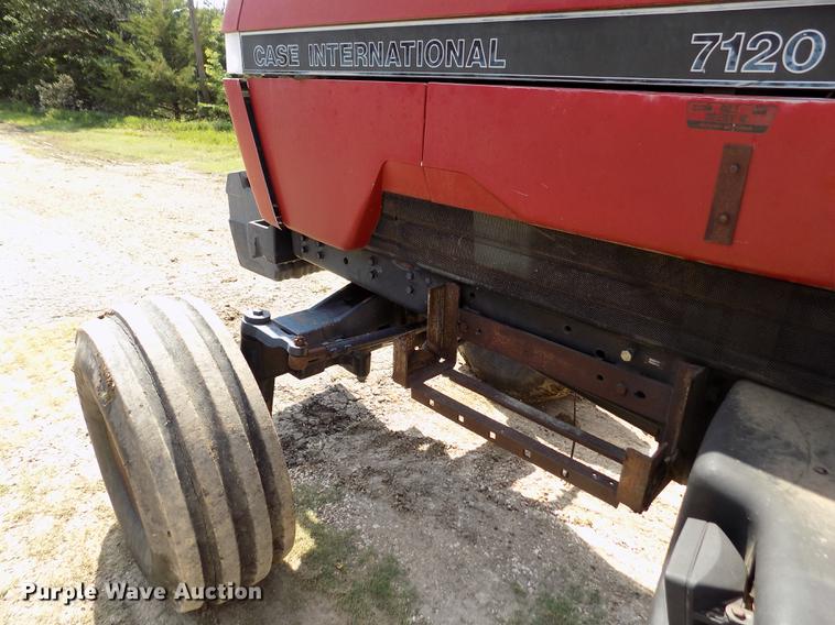 image for item DB9228 1992 Case 7120 Magnum tractor