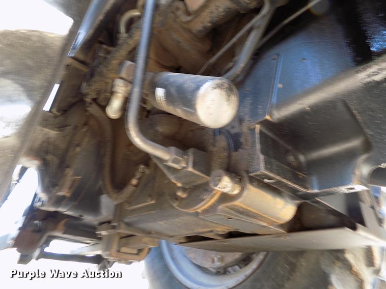 image for item DB9228 1992 Case 7120 Magnum tractor