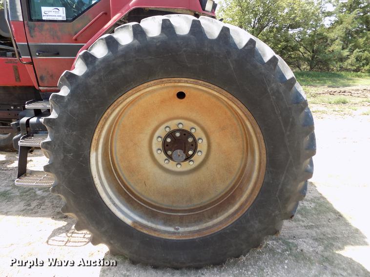 image for item DB9228 1992 Case 7120 Magnum tractor