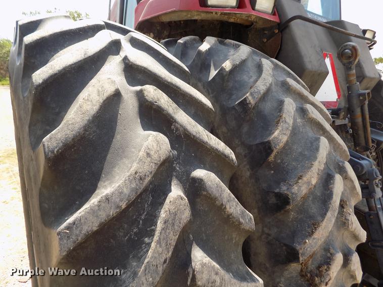 image for item DB9228 1992 Case 7120 Magnum tractor