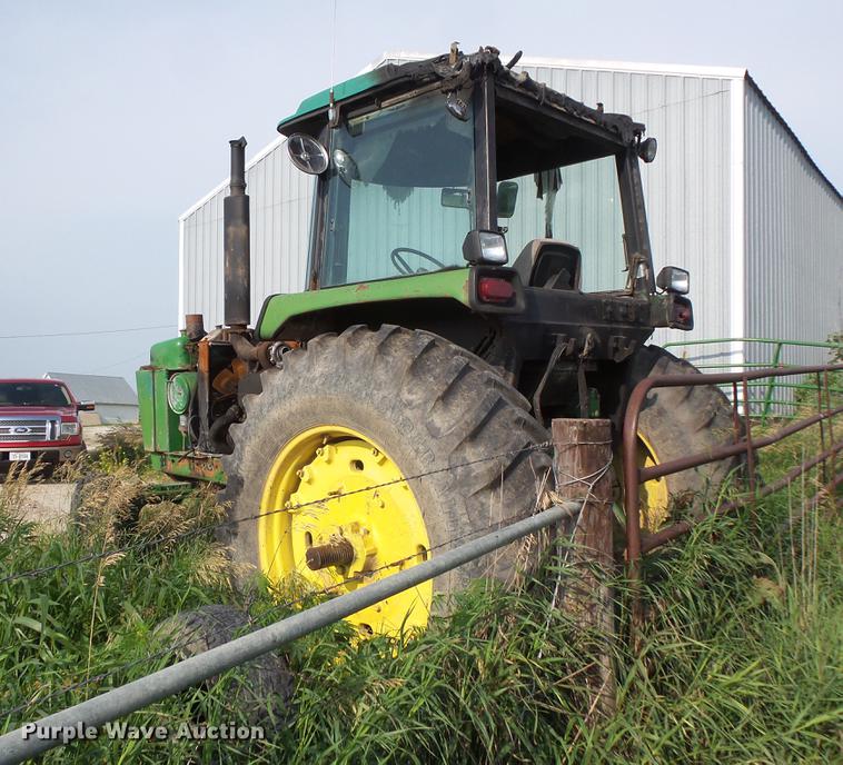 image for item DC1229 1976 John Deere 4430 tractor